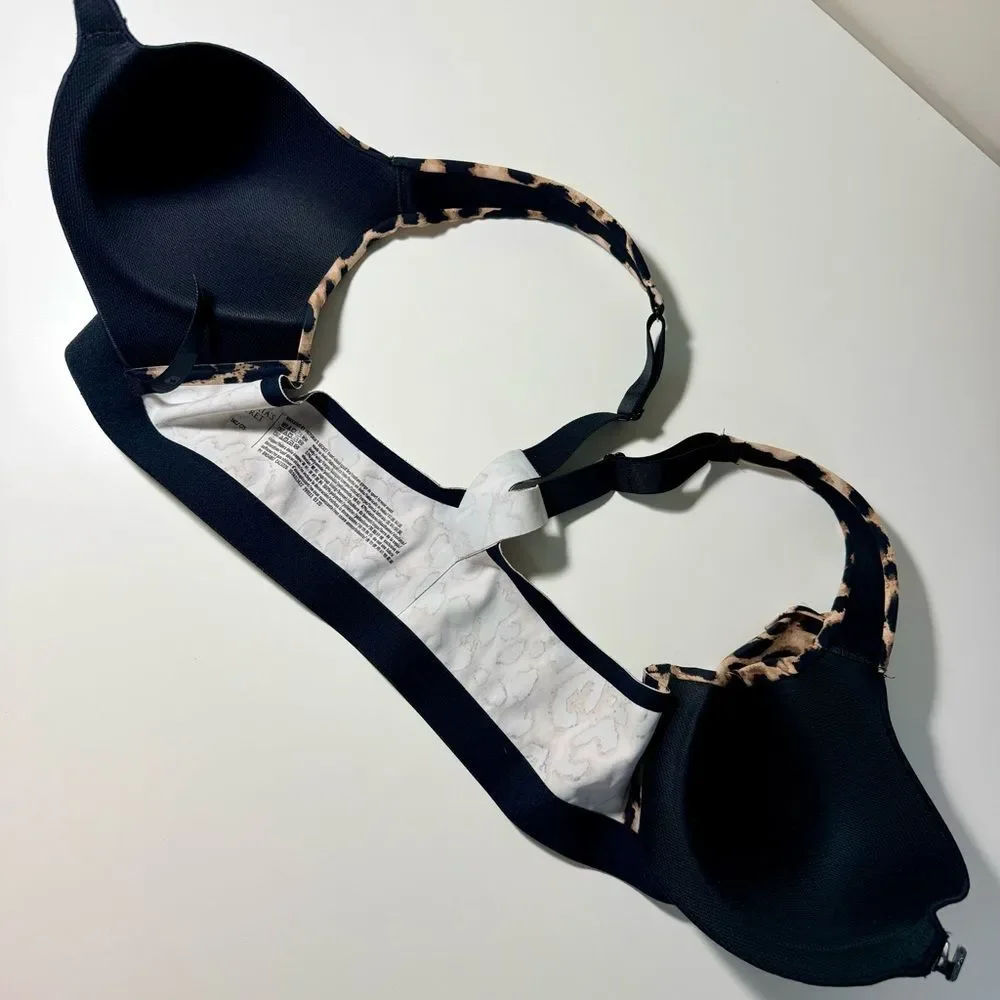 VICTORIAS SECRET NWOT VSX Knockout Front Close Sports Bra Leopard Print 34C